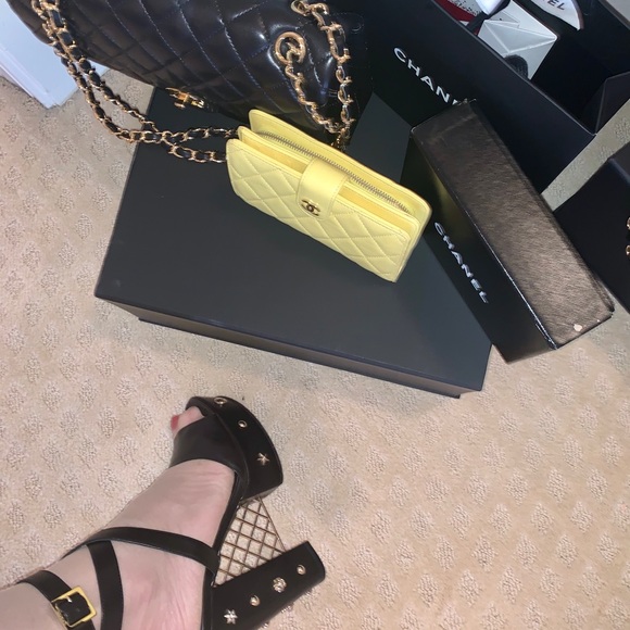 **Sold** Chanel shoes platform studded heels - Picture 4 of 8